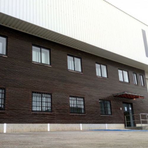 fachada de la nave