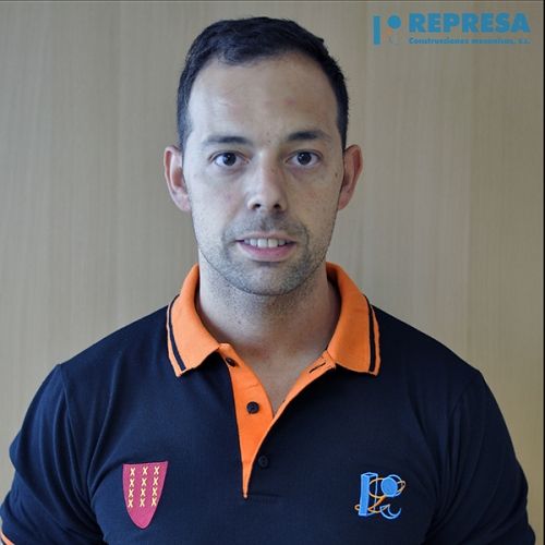 Ángel del Villar Técnico Especialista Fresador